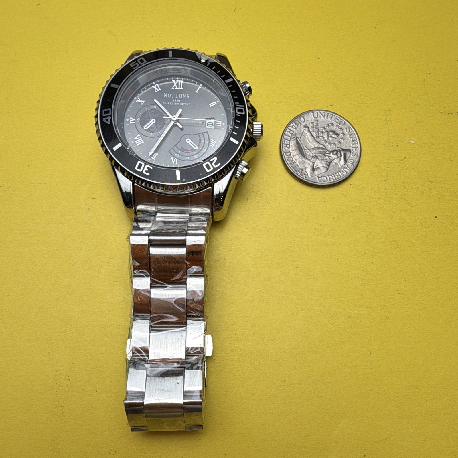 Notionr Quartz Analog Men’s Wristwatch Date Gray Dial Black Bezel 45mm