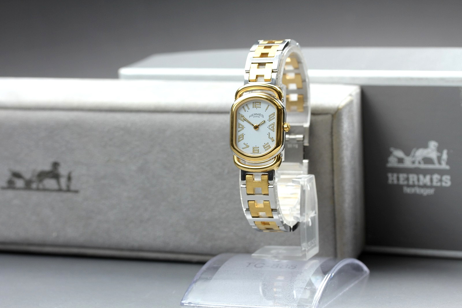 Full Set [Near MINT] Vintage HERMES Rally 20mm Gold White Quartz Women’s Watch