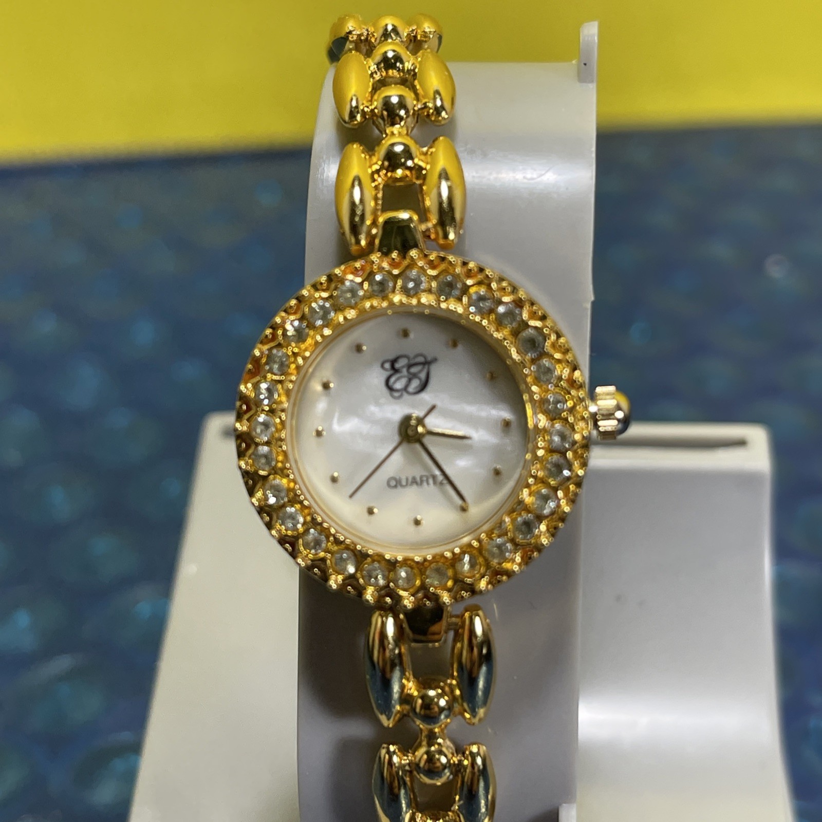 Vtg Elizabeth Taylor Gold Tone Watch Women 23mm Crystal MOP New Battery 7.75″