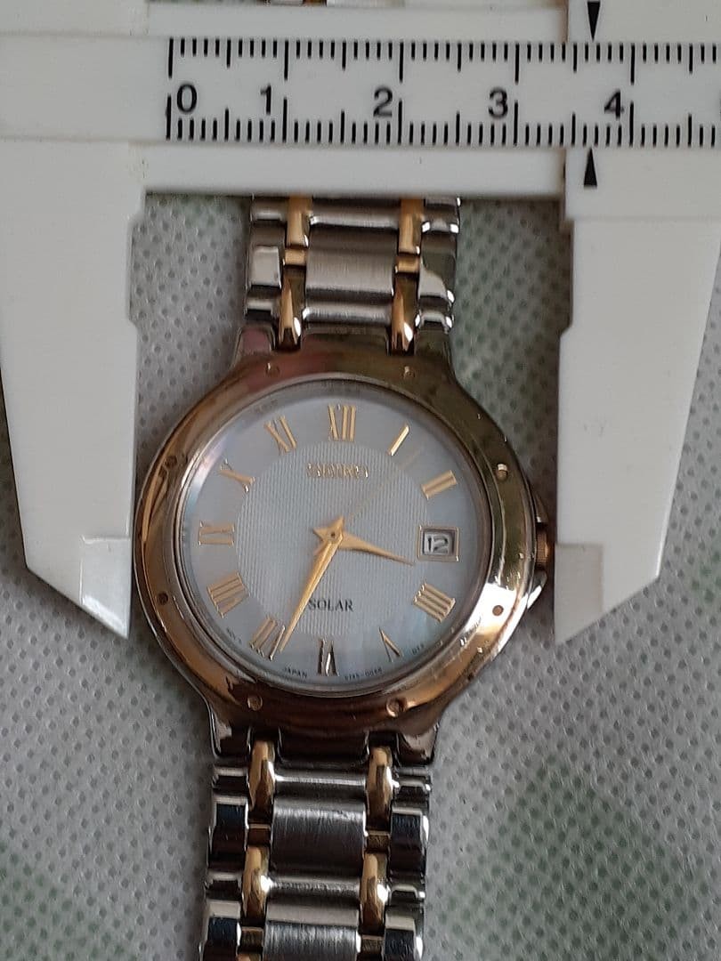 SEIKO SOLAR Watch, Two-Tone Color, Date