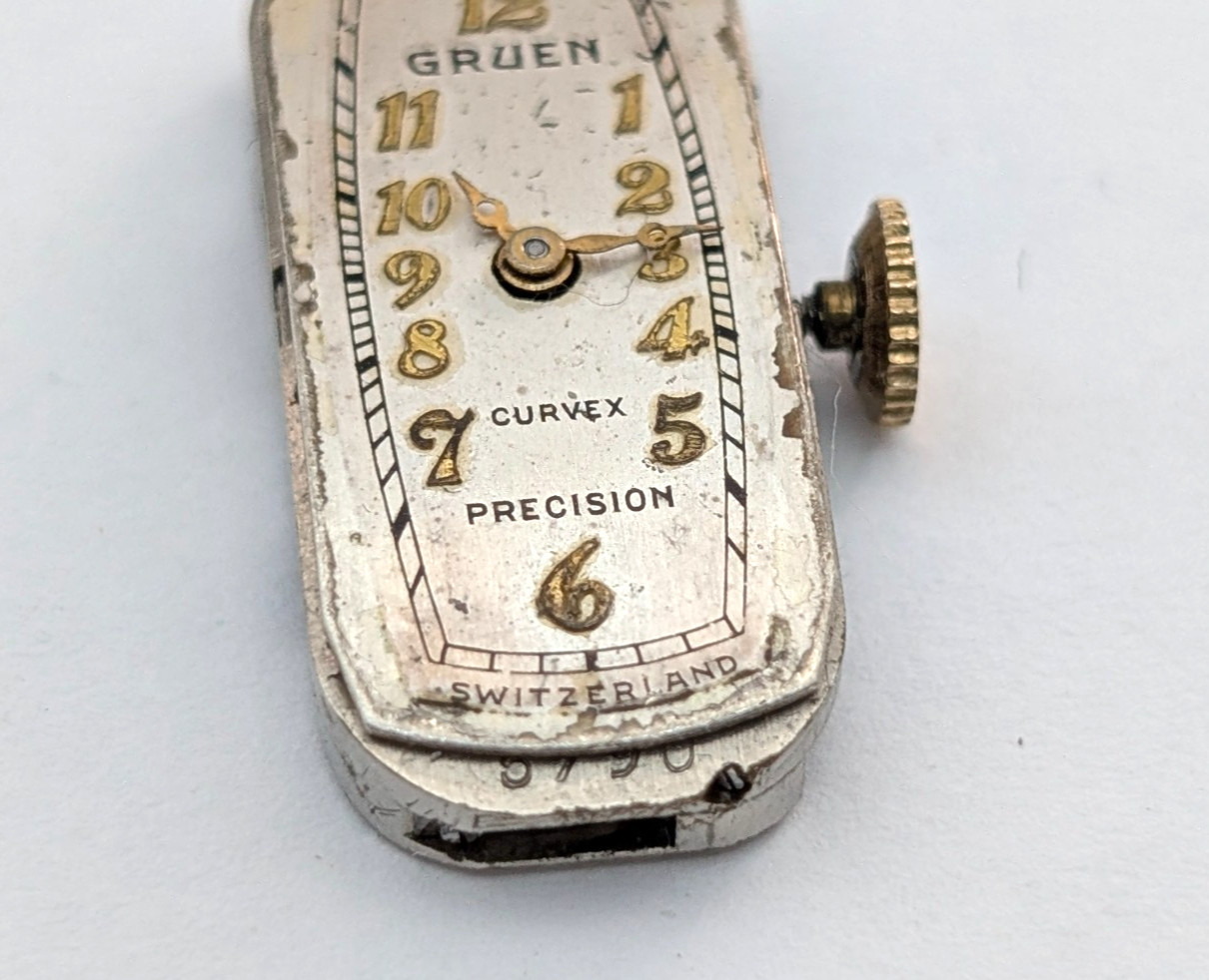 GRUEN Precision Curvex Conoruma 17j Vintage 10mm Watch Movement PARTS or REPAIR