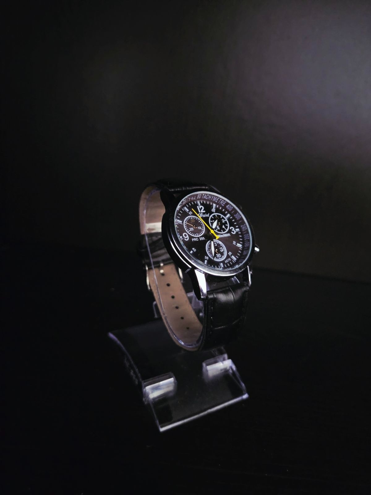 Men’s Quartz Chronograph Style Watch Black Dial Black Leather Strap