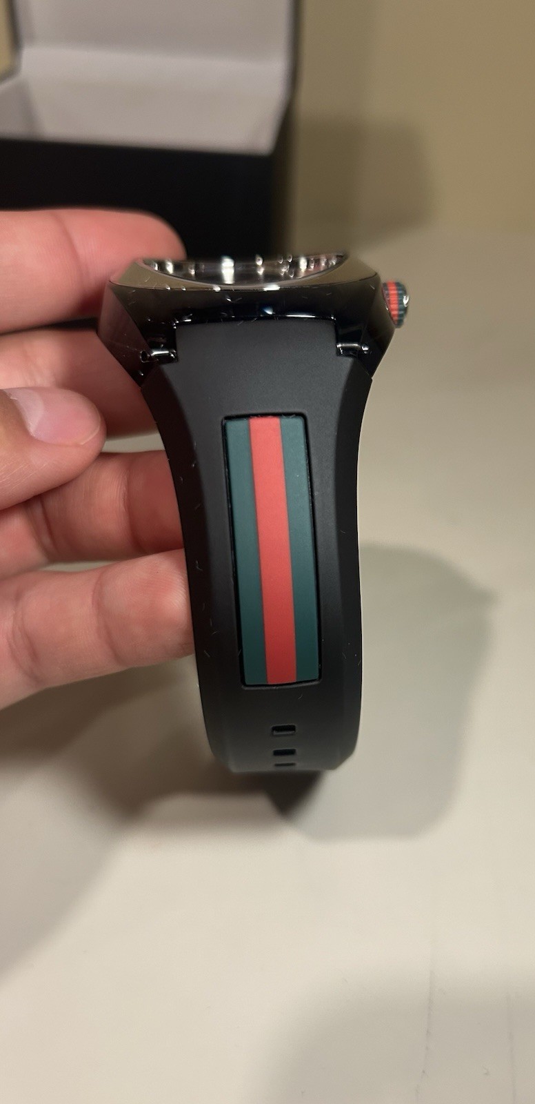 Gucci Sync XXL YA137101 Men’s Quartz Rubber Band Watch New In Box