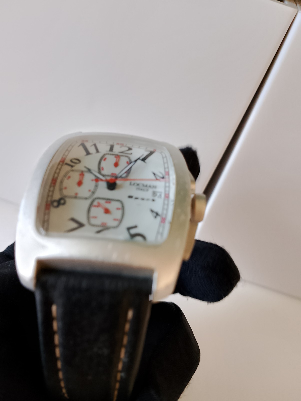 LOCMAN SPORT SILVER-GRAY CHRONOGRAPH WATCH Model 487 New Battery Installed!