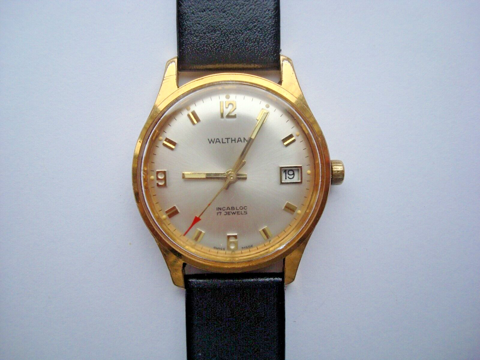 Waltham Mens Watch Manual Wind Up 17j. Date Red Arrow New Band 1960’s Swiss Runs