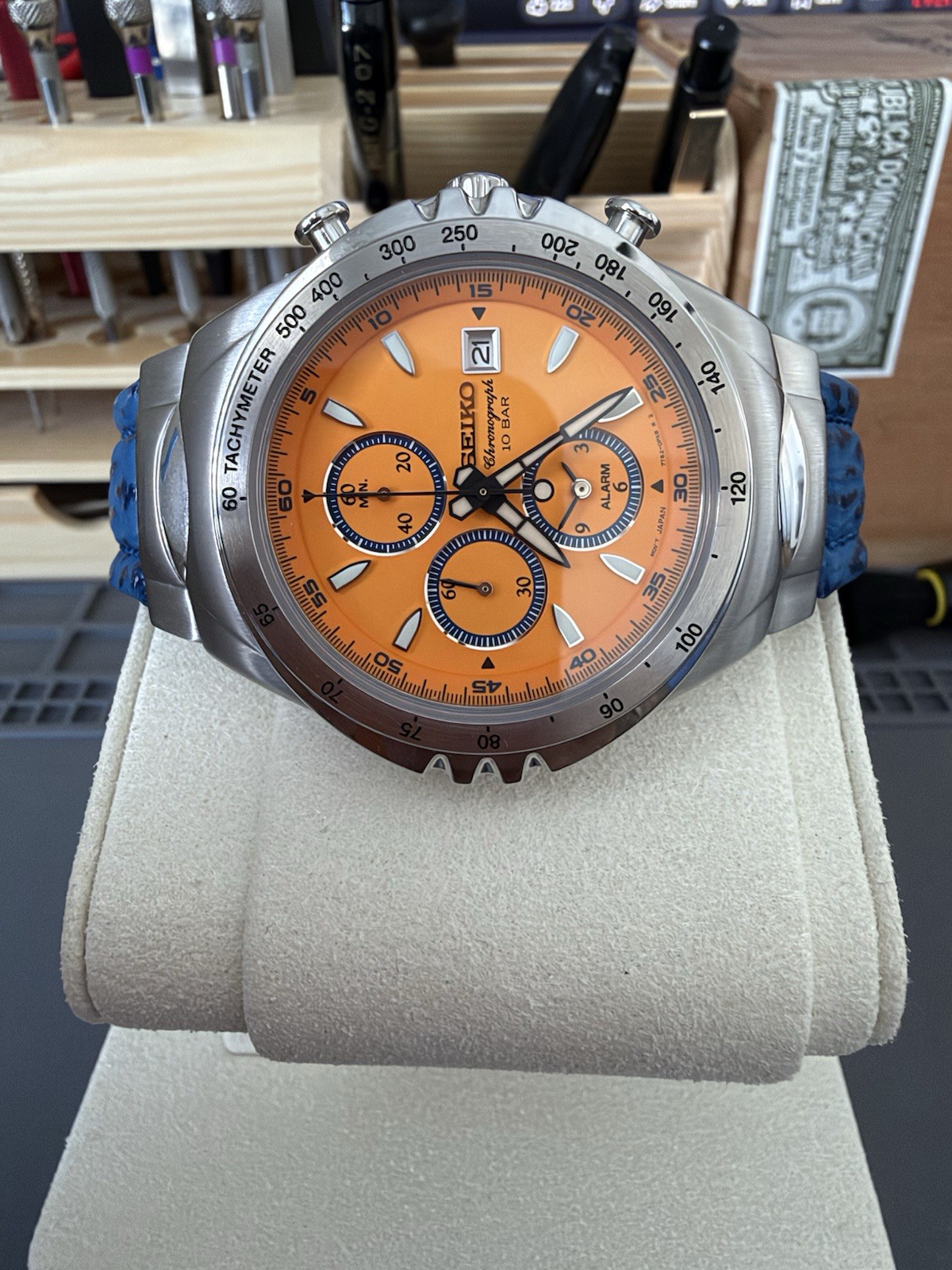SEIKO NEO-VINTAGE Macchina Sportiva Chronograph Quartz Orange Dial 100m 38mm