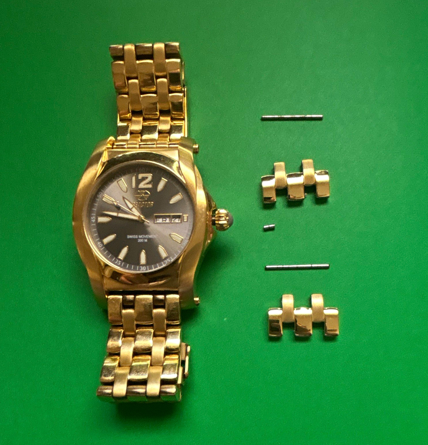 2 Reactor Sport Quartz DayDate 200m Two-Tone and Gold Stainless Steel 40MM Watch