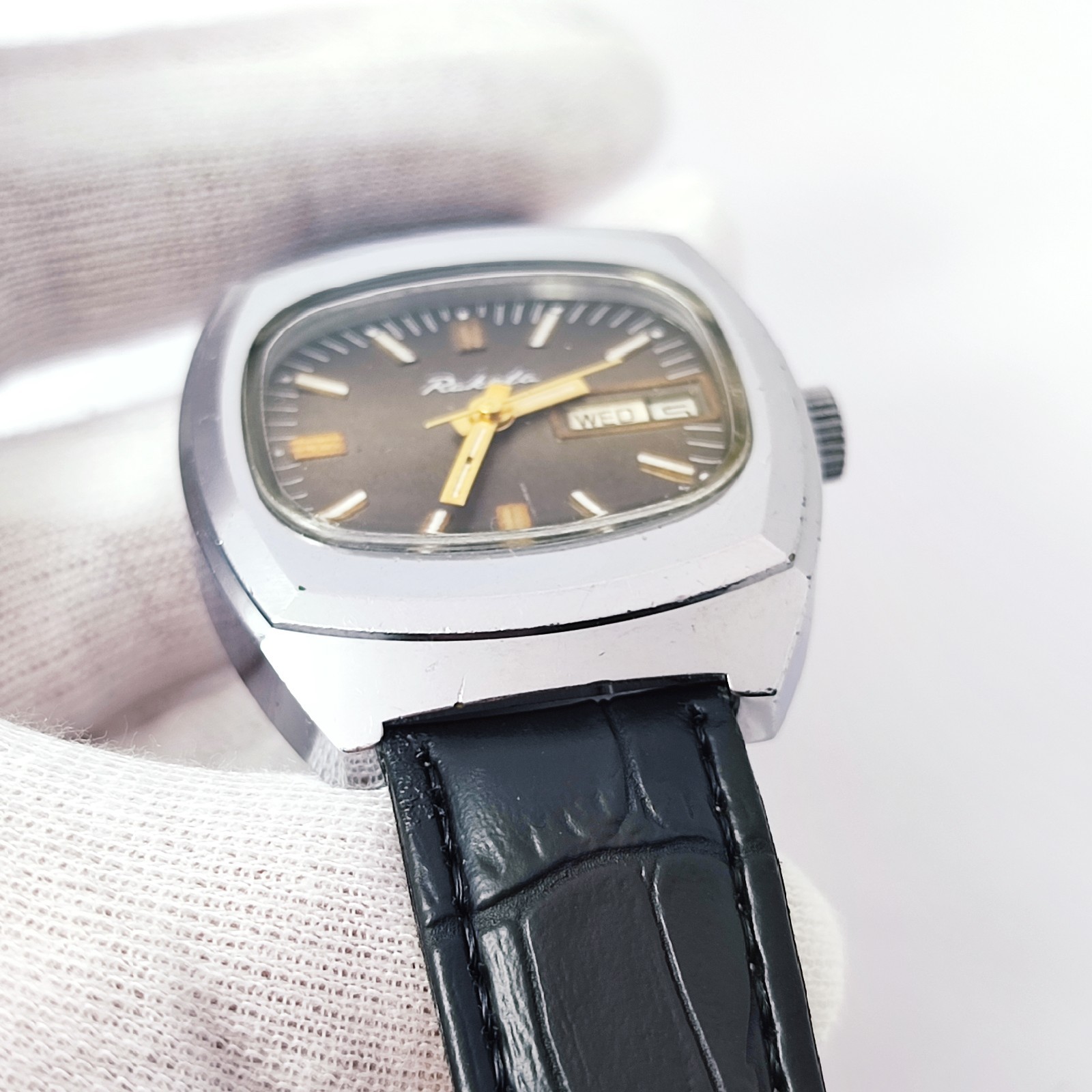 ⭐ Vintage Soviet watch Raketa mechanical 2626.H 18 jewels made in USSR 1980s*