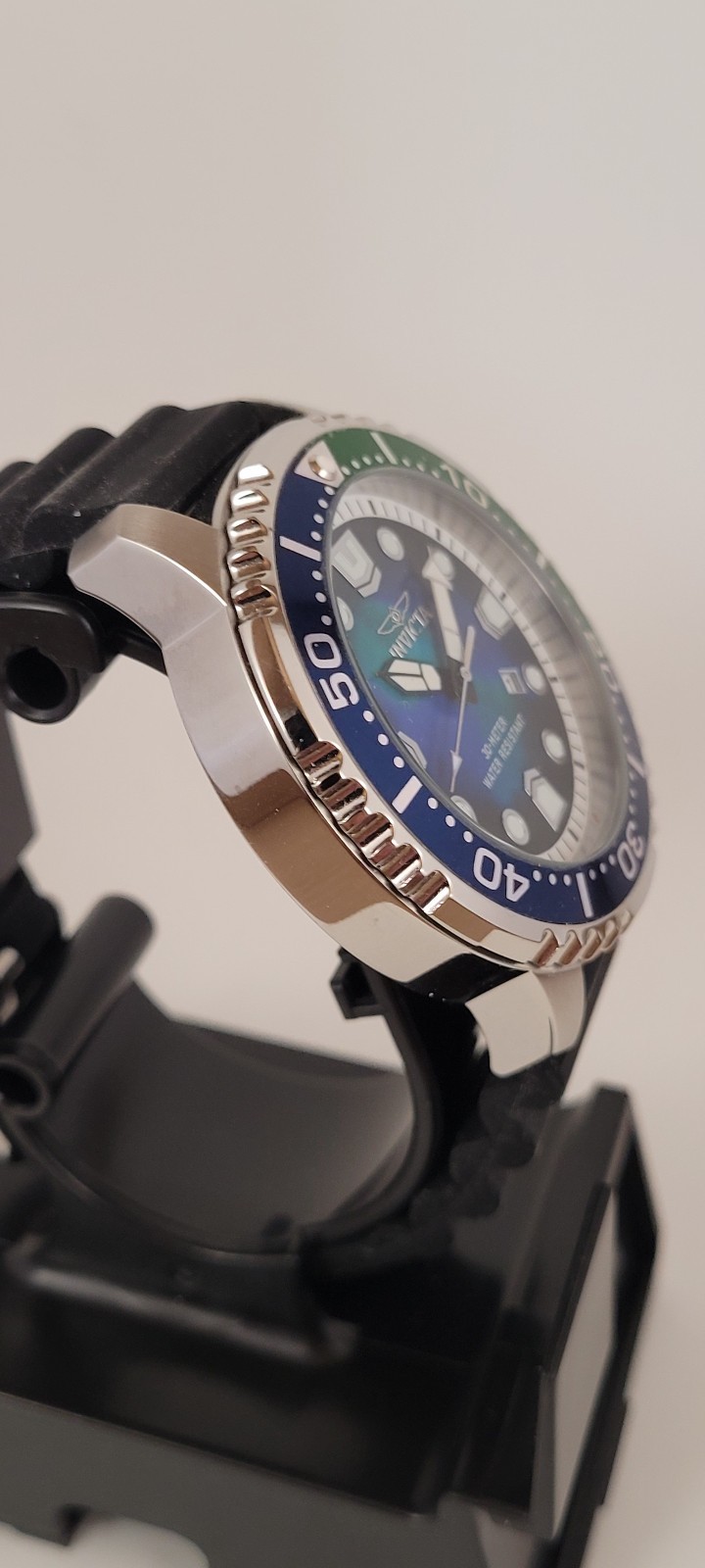 Invicta Mens Pro Diver Abyss 49545 Quartz Silicone Band Watch