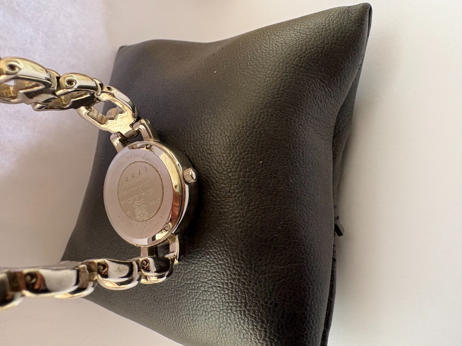 Mickey & Minnie Mouse Vintage Quartz Heart Shape Bracelet Watch Limited Edition