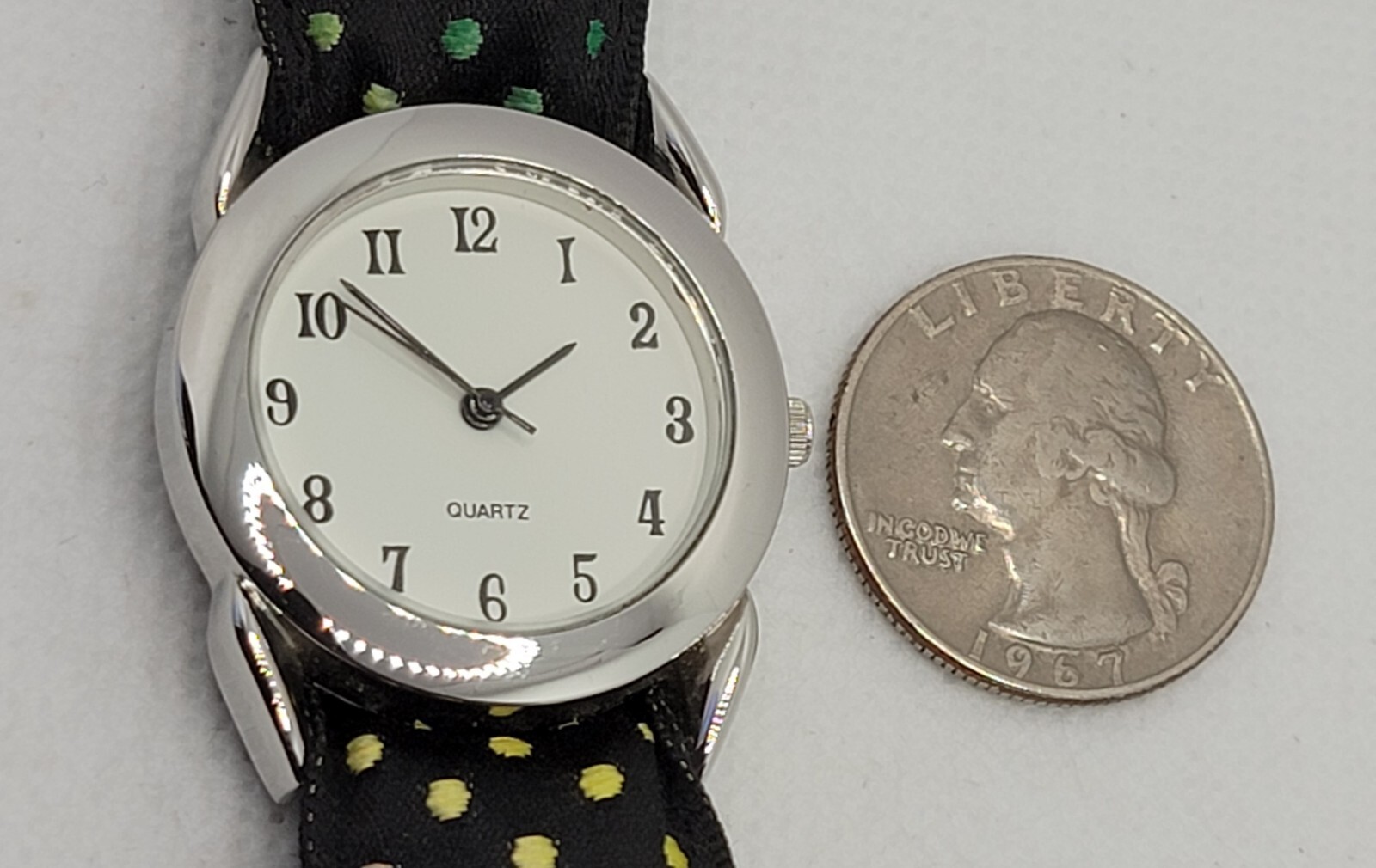 Ladies Trendy Round Silver Tone Black Multicolor Polka-Dot Nylon Band Watch J8