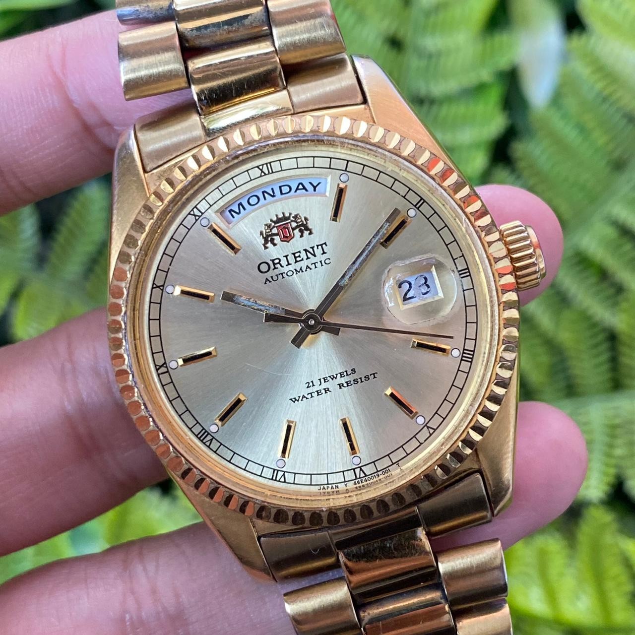 Rare Orient President Automatic 46E0901-90 Gold Dial Baton Day Date 1990s Watch