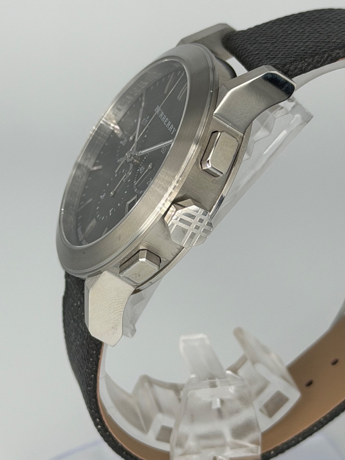 BURBERRY The City BU9359 Stainless Steel Black Dial 42 mm Wristwatch