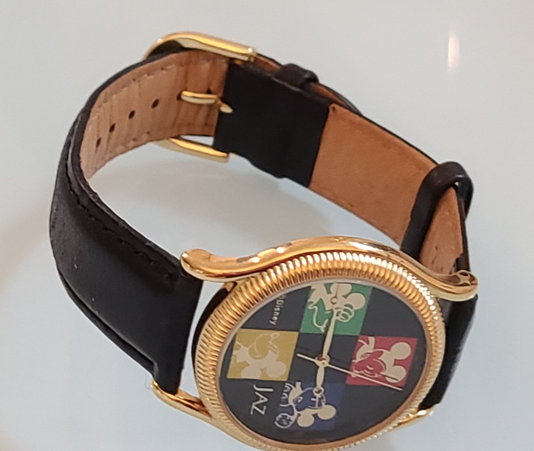 Vintage JAZ Disney Mickey Mouse Pop Art Color Block Watch Y121-X030 Working