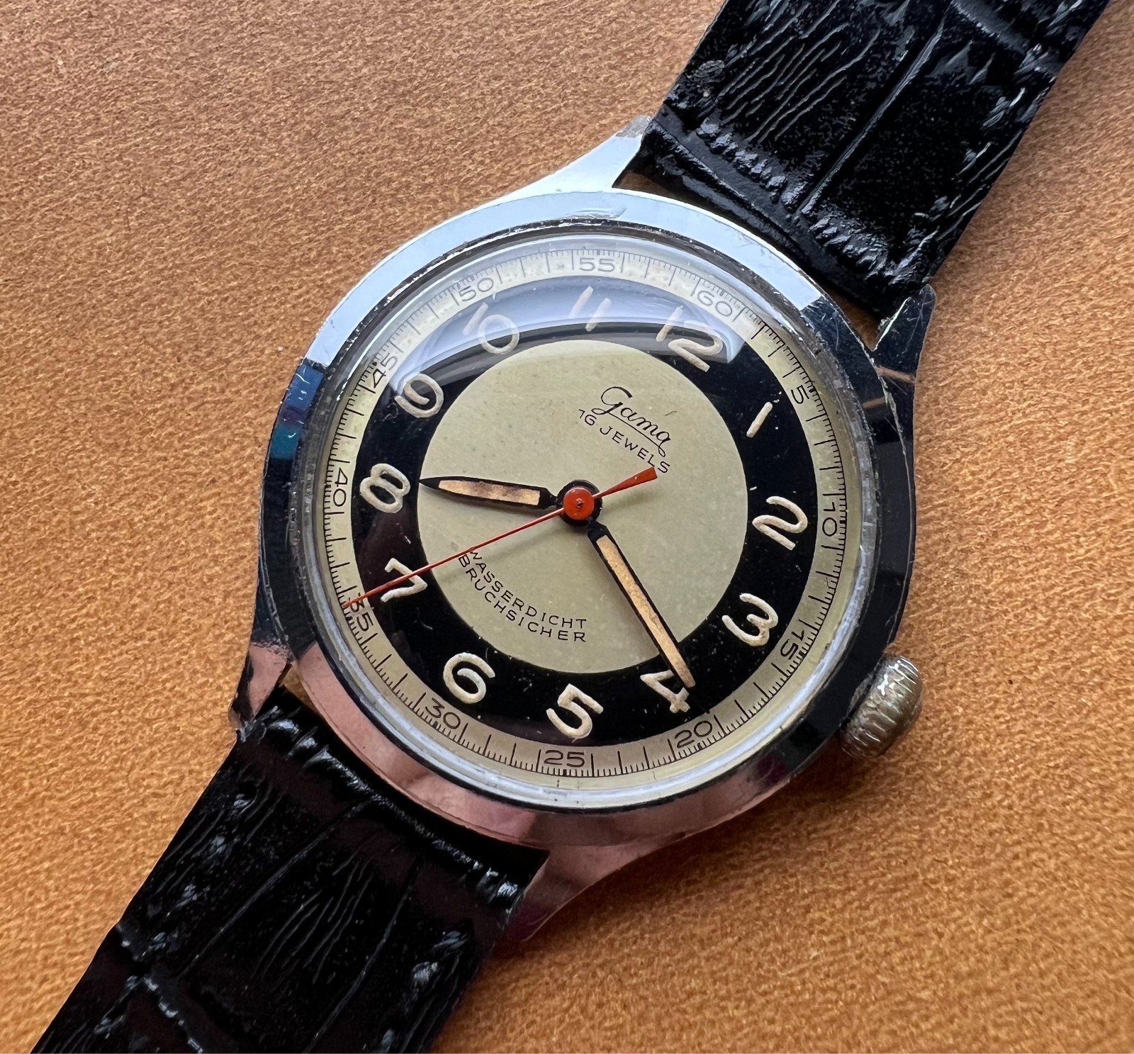 VINTAGE GAMA BULLSEYE MILITARY MENS WATCH GERMANY