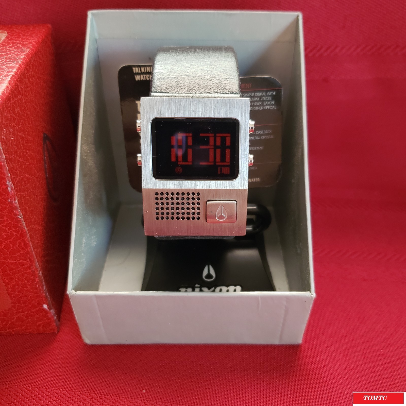 Nixon “The Dork” (Black) China Movement w/ Original Box & Stand & Manual [4C]