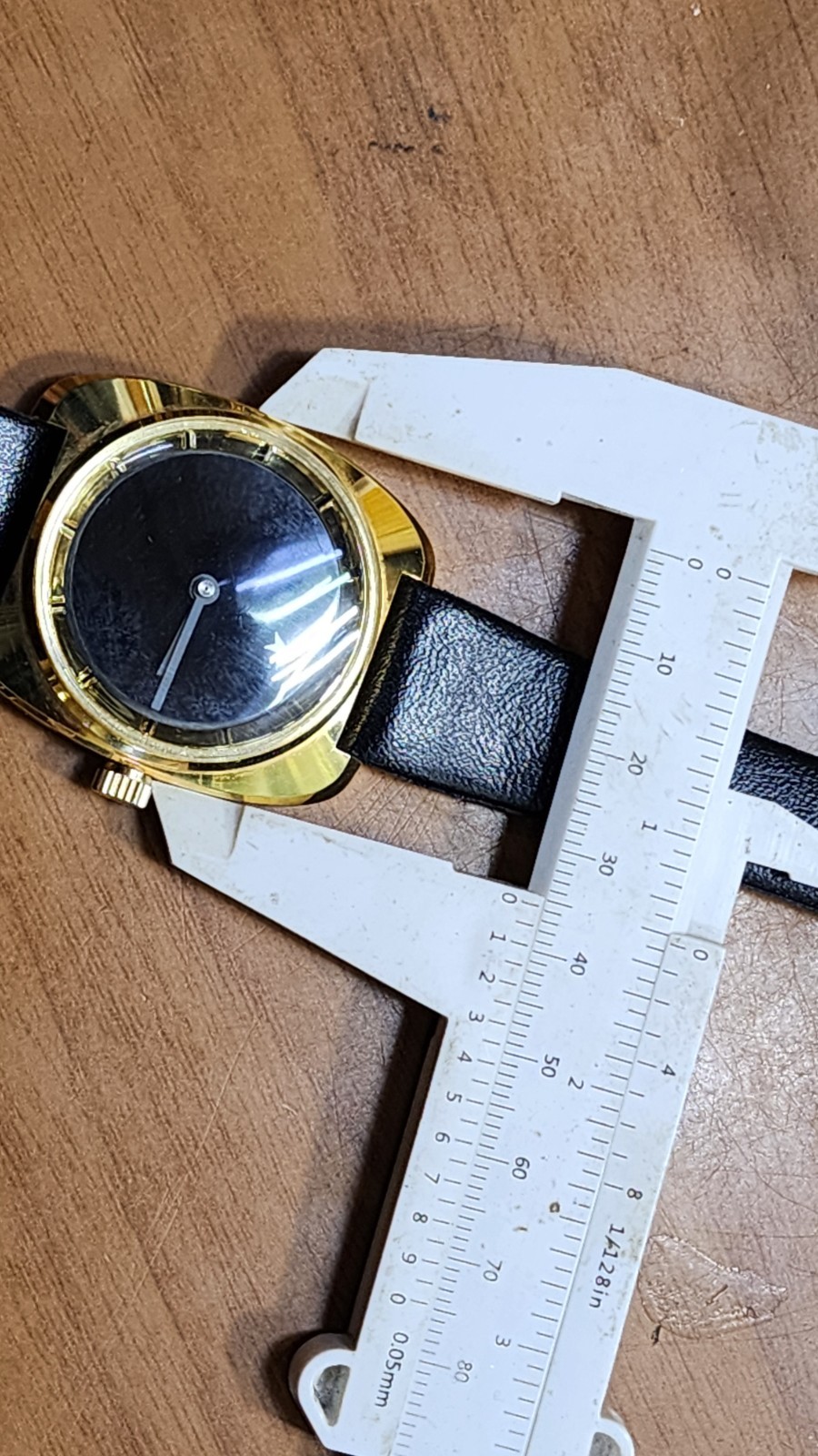 Rare Swiss Mystery Saddam Iraq Logo 35mm Manual Watch