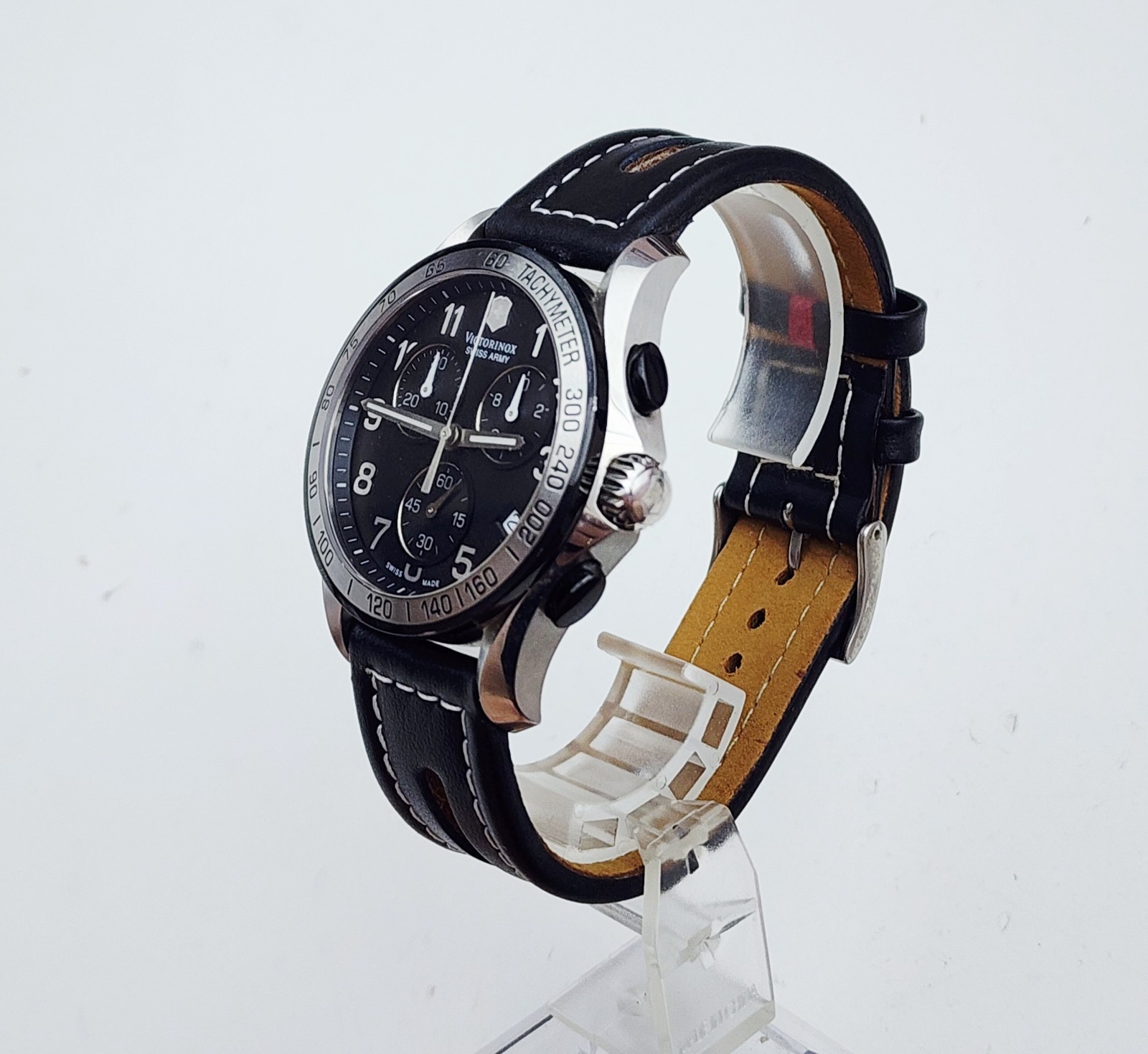 Men’s SWISS CHRONOGRAPH Watch VICTORINOX SWISS ARMY 241403.1