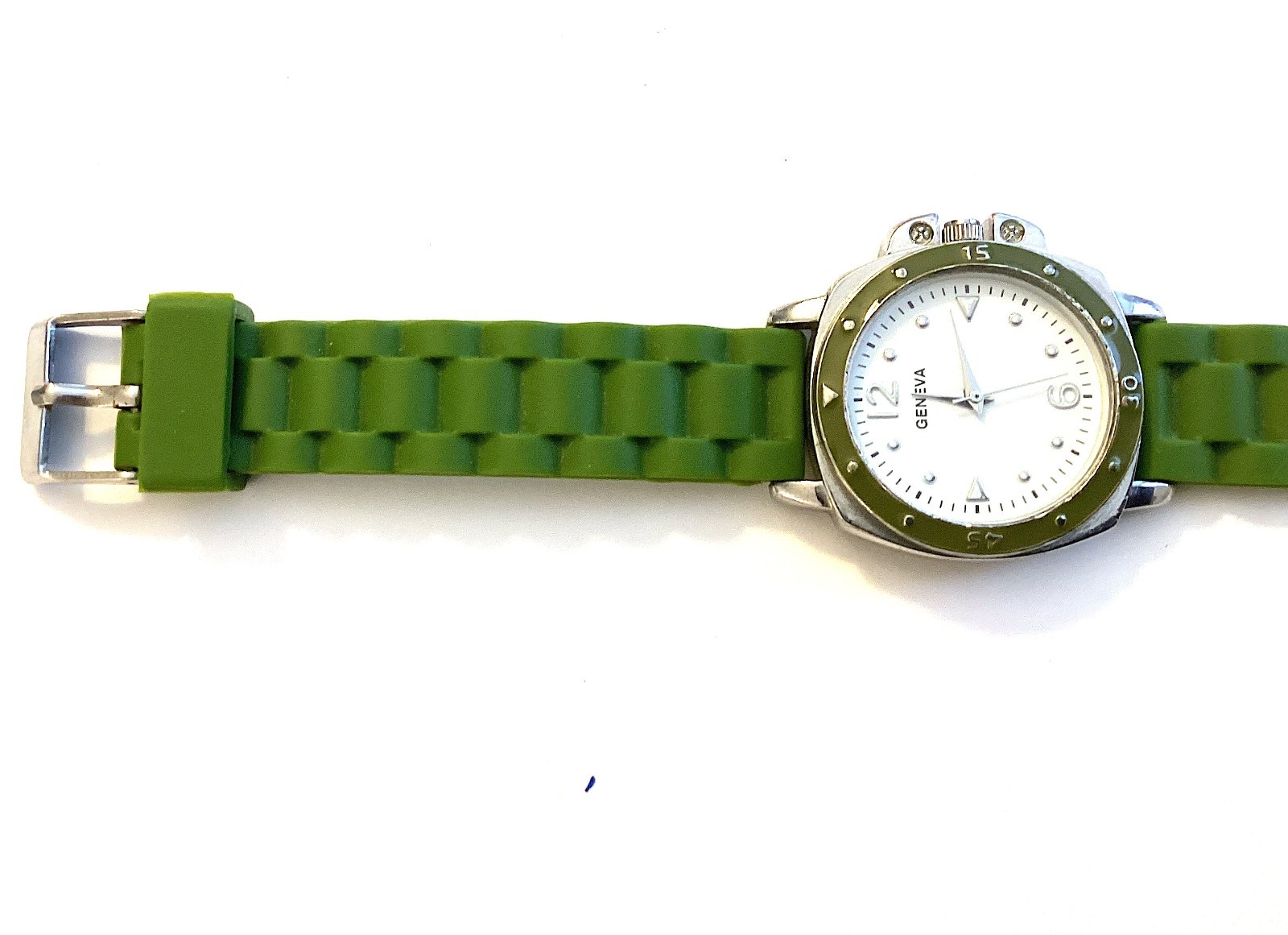 Geneva Womens Watch Silicone Rubber Band, Round Pea Green WORKS!