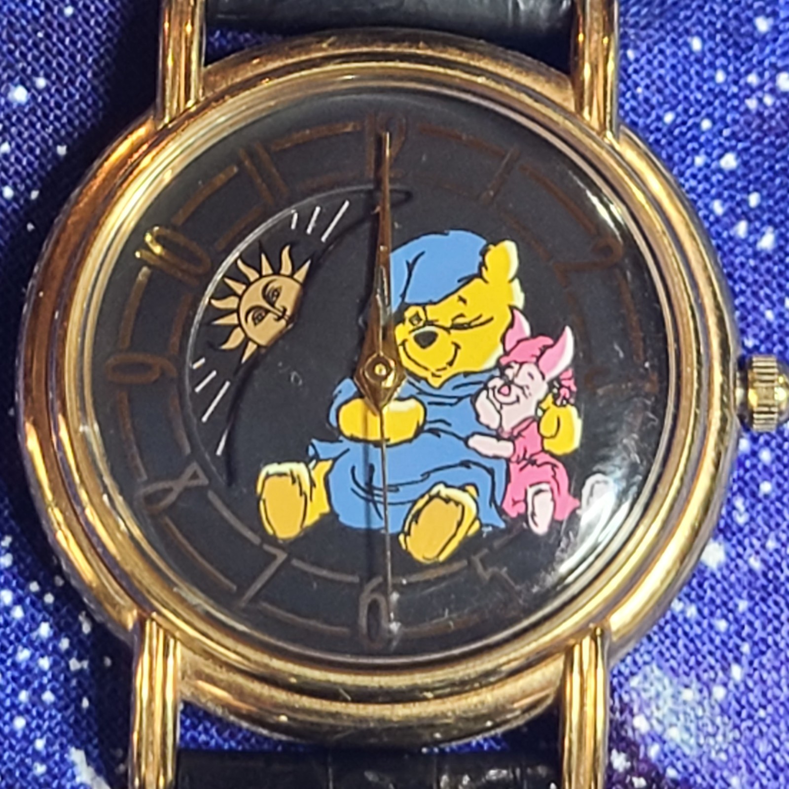 Disney Pooh Piglet Day Night Watch DS-82 Tin Box Papers Ready To Wear | Video