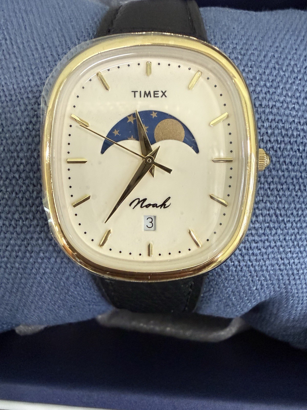 BRAND NEW Noah x Timex Oval Moon Phase Watch (Black / Gold)