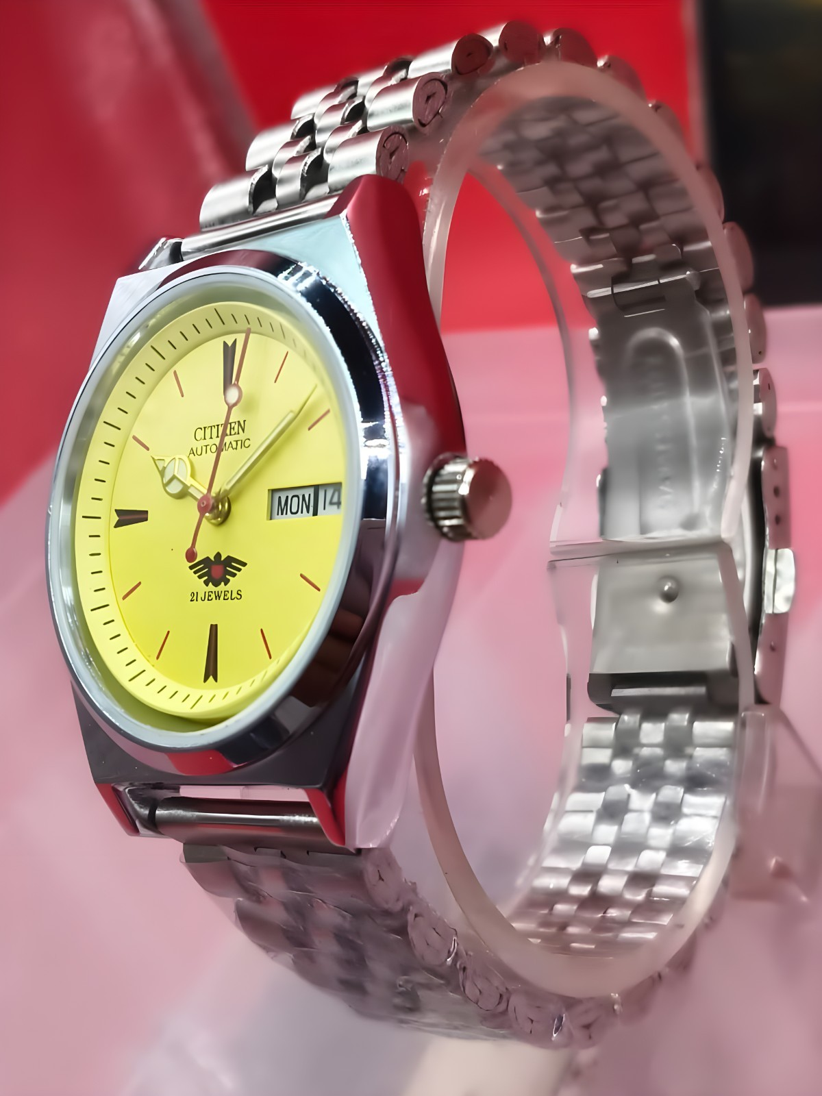 Automatic 8200 21Jewels Restored Dial Yellow DayDate Mens Japan Watch Vintage 42