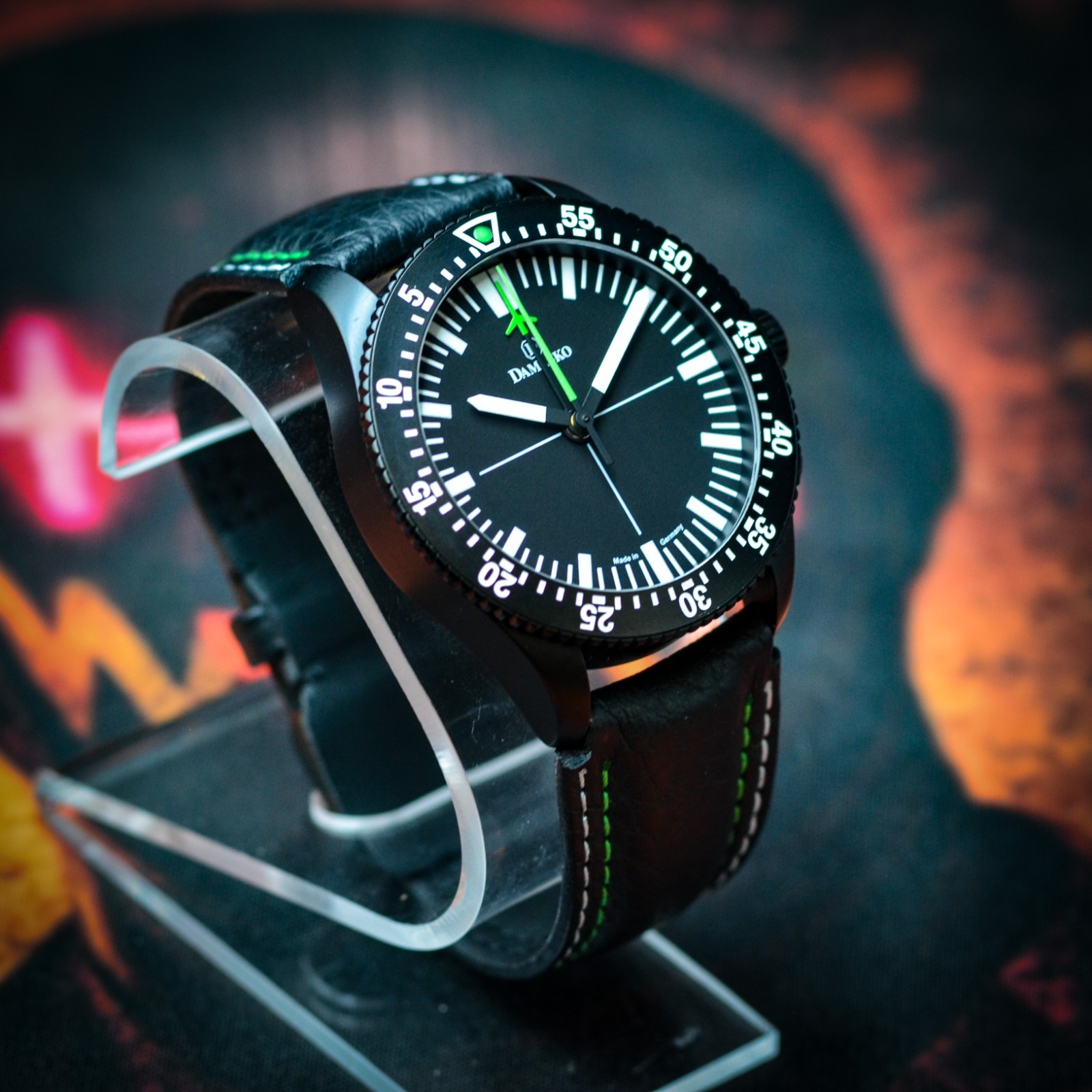 Damasko DC80 Center Chronograph Ice-Hardened Stainless Steel Bracelet Box Papers