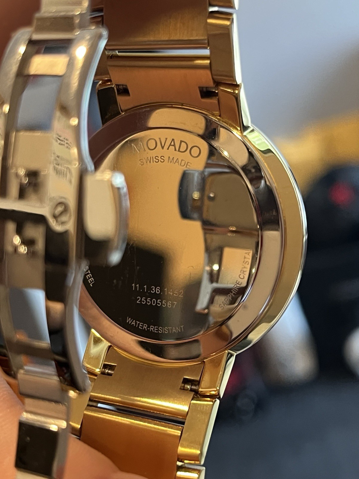 Brand New Movado Sapphire Men’s 39mm Gold Plated Stainless Steel Watch 0607180