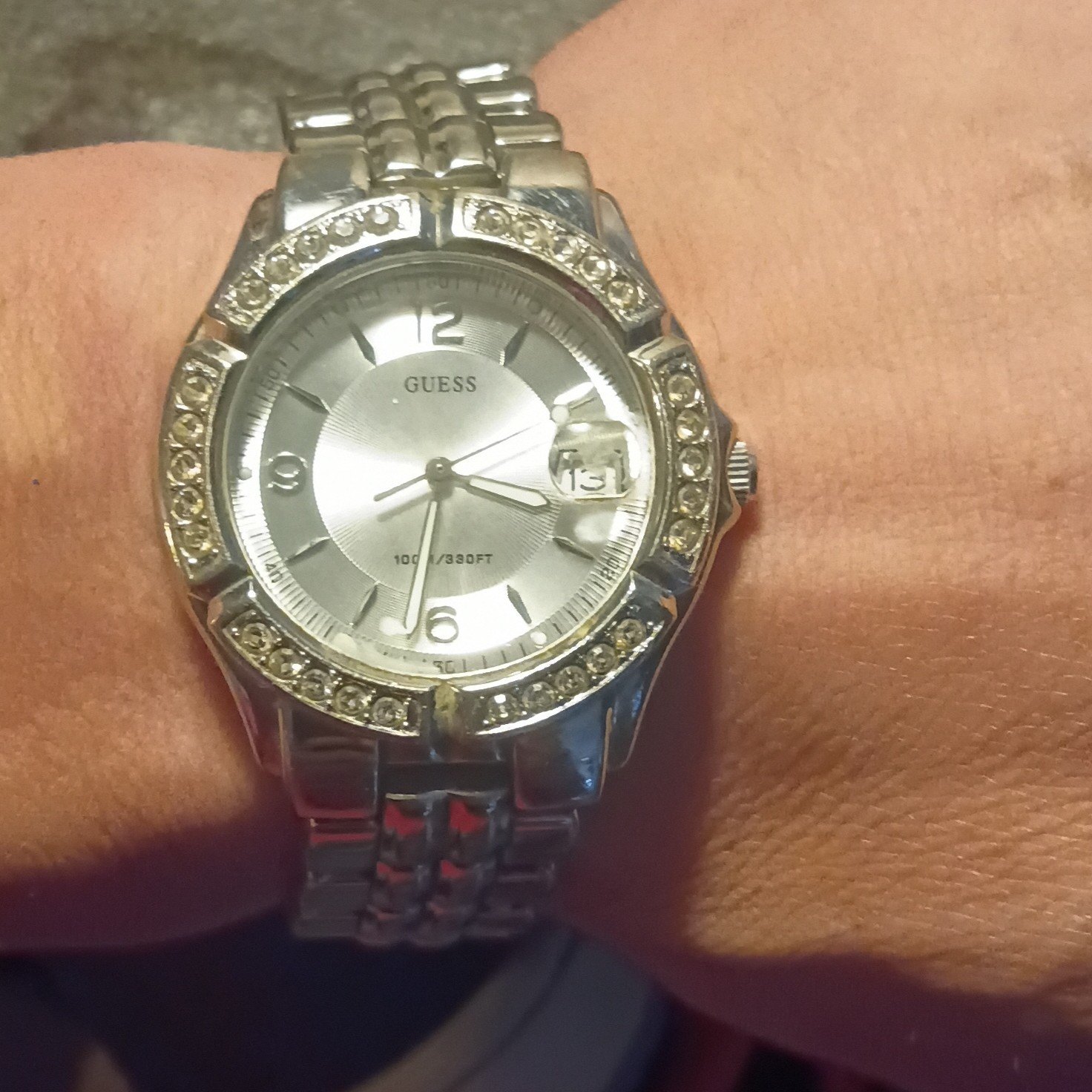 GUESS Women’s Quartz Analog Silver Tone SS Bracelet Date Watch 100m
