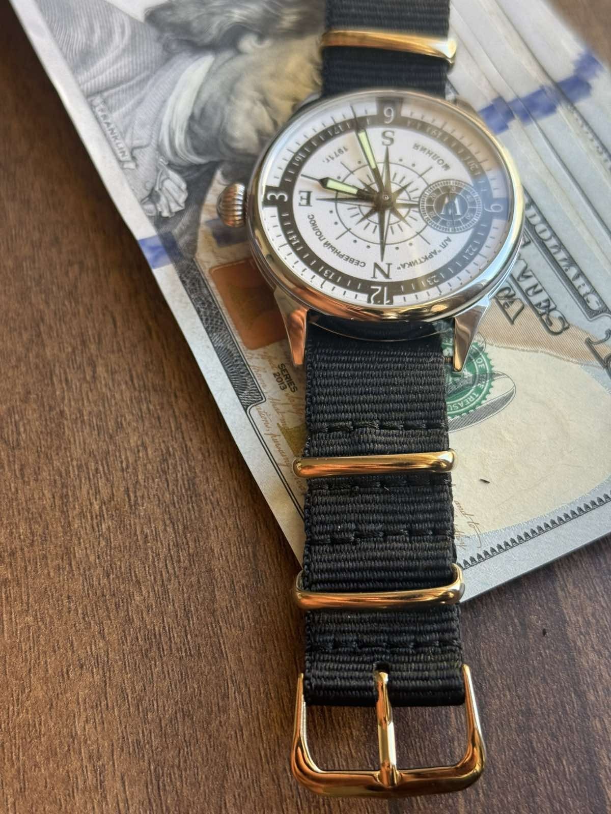 Watch Mechanical Wrist Molniya Compass Men’s Russian Soviet USSR Strap Vintage