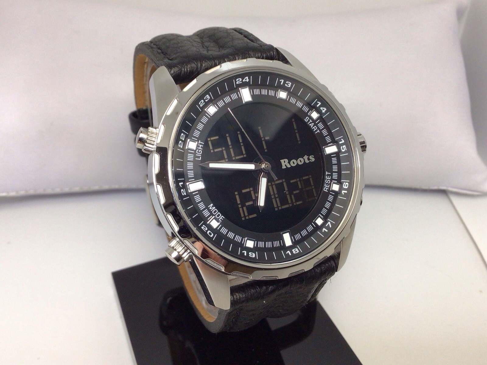 Roots Men’s Watch – Analog & Digital