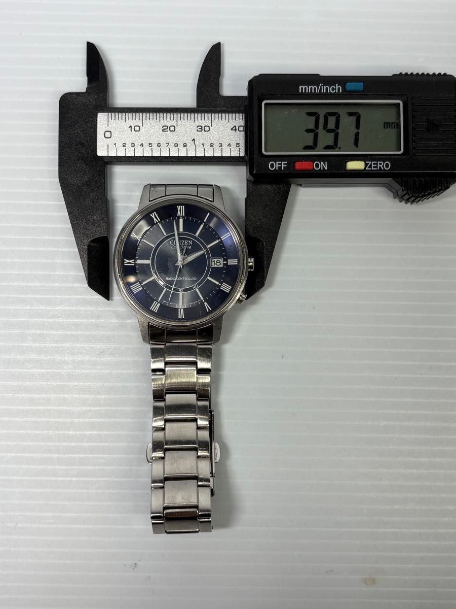 Excellent Condition CITIZEN Eco Drive H415 Radio Solar Date