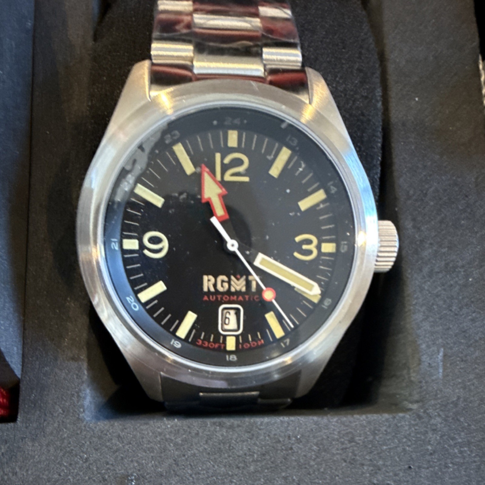RGMT Locust Men’s Automatic Wristwatch Black Dial Silver Stainless Steel 100M