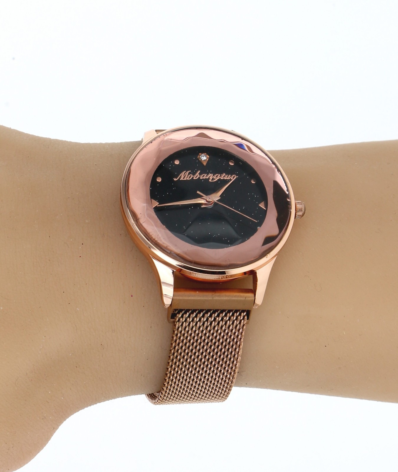 Women’s Rose Gold metallic Finish Easy to Use Magnetized Mesh Band