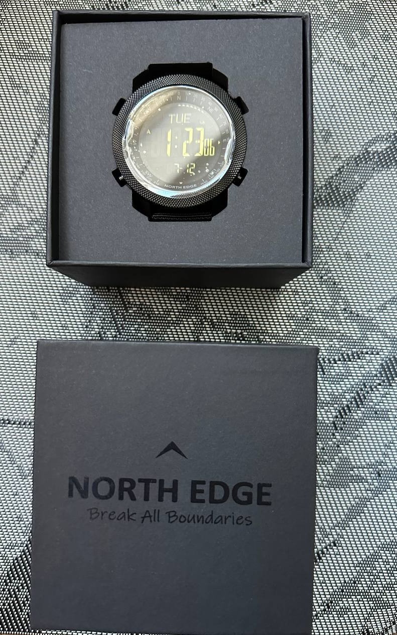 North Edge Apache 5BAR Men’s Waterproof Tactical Wristwatch with Compass, Quartz