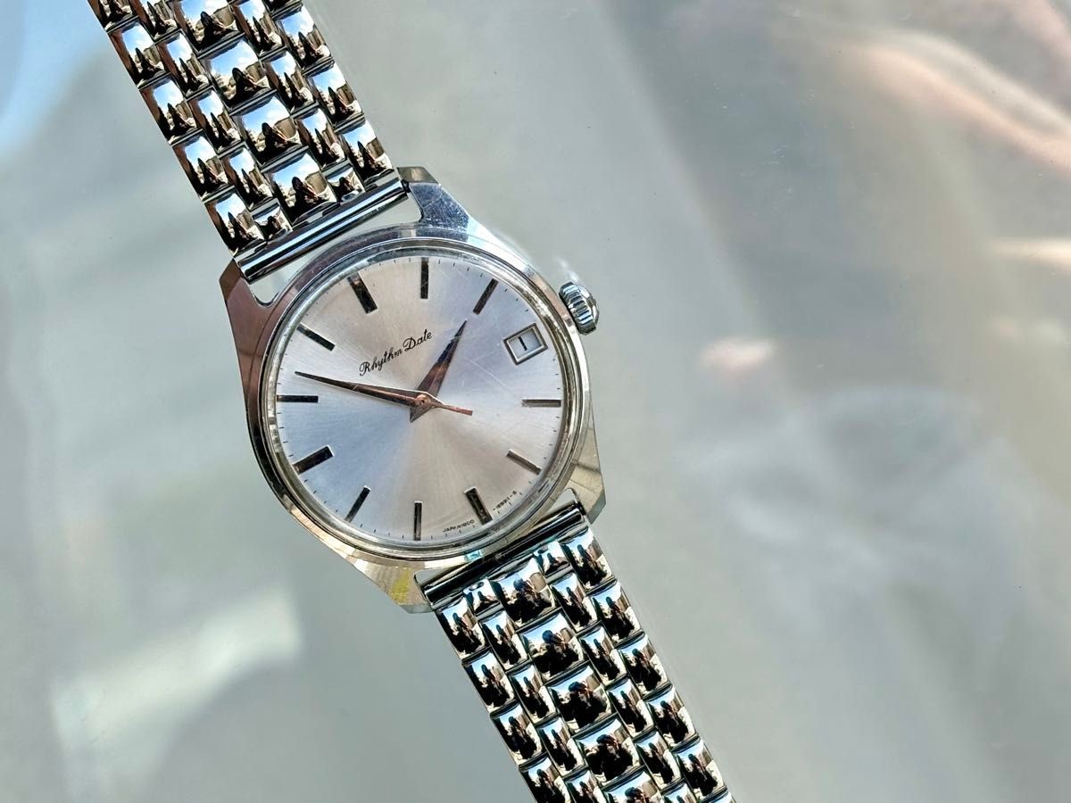 Citizen Rhythm Date 60’s hand wound vintage wristwatch