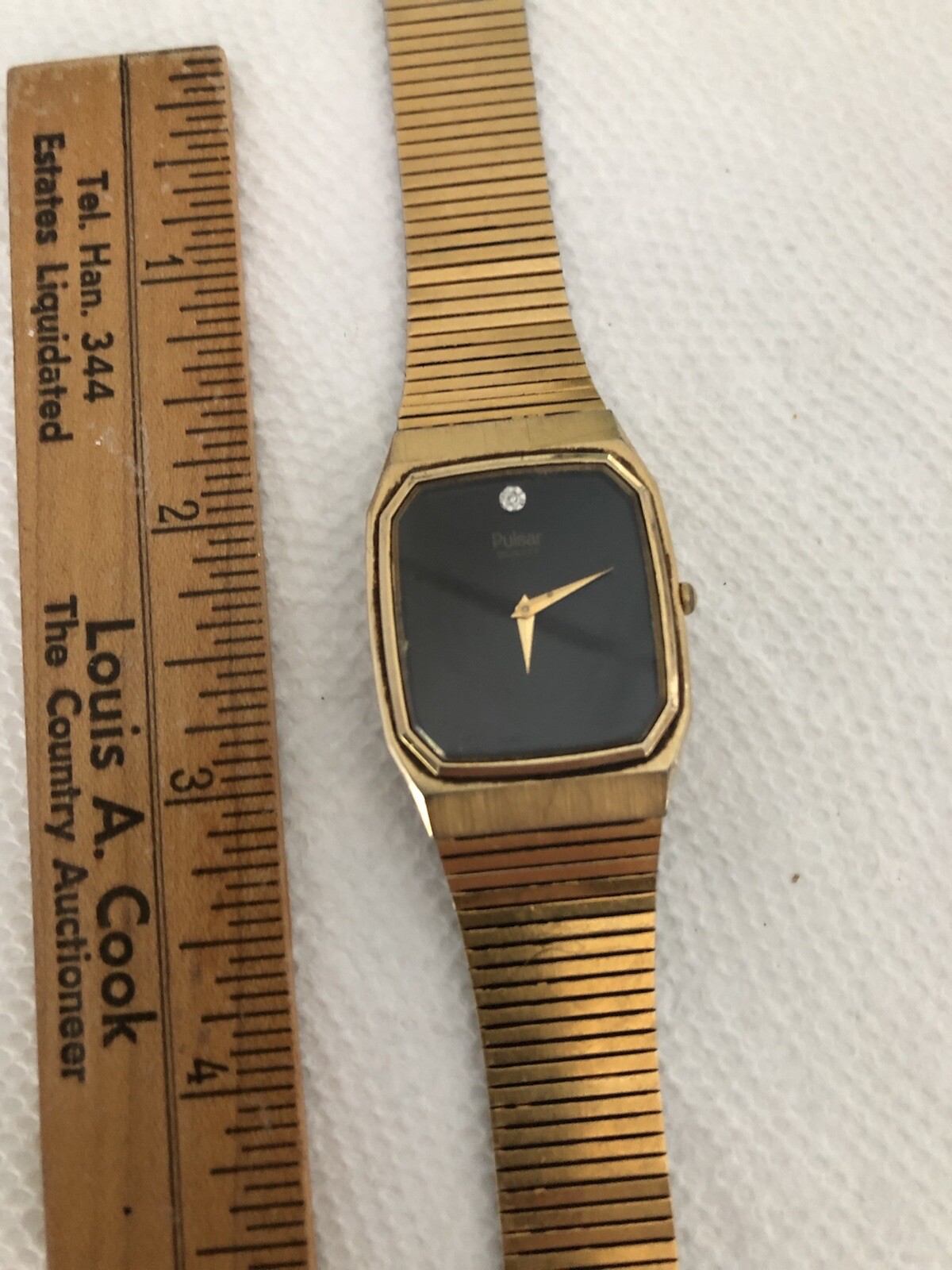 Vintage Men’s Pulsar Watch V320-5160 Seiko Luxury Formal Dress
