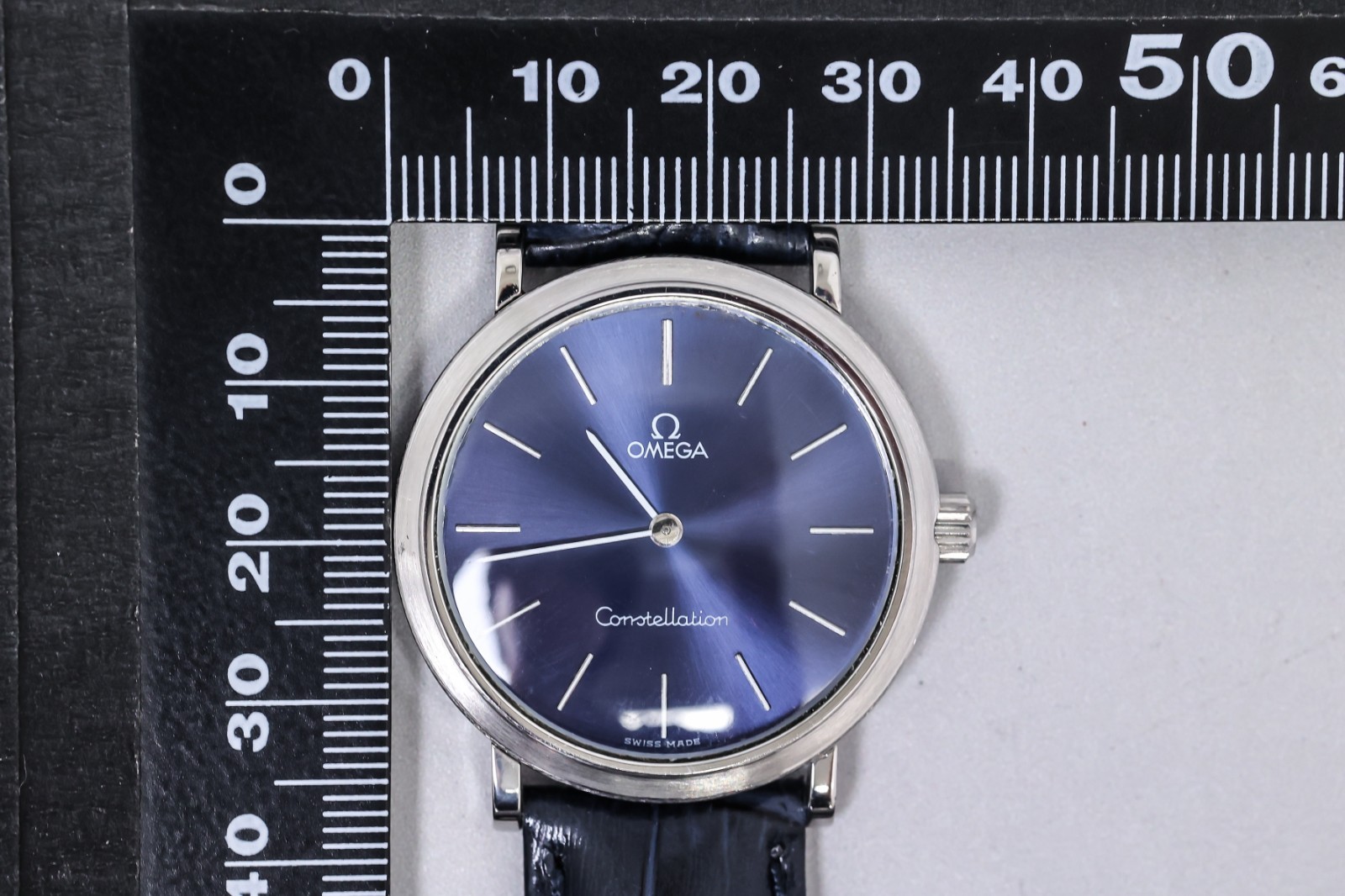 *RARE* Vintage 1975 OMEGA Constellation Cal.1330 Quartz Push Navy Dial 35mm Mens