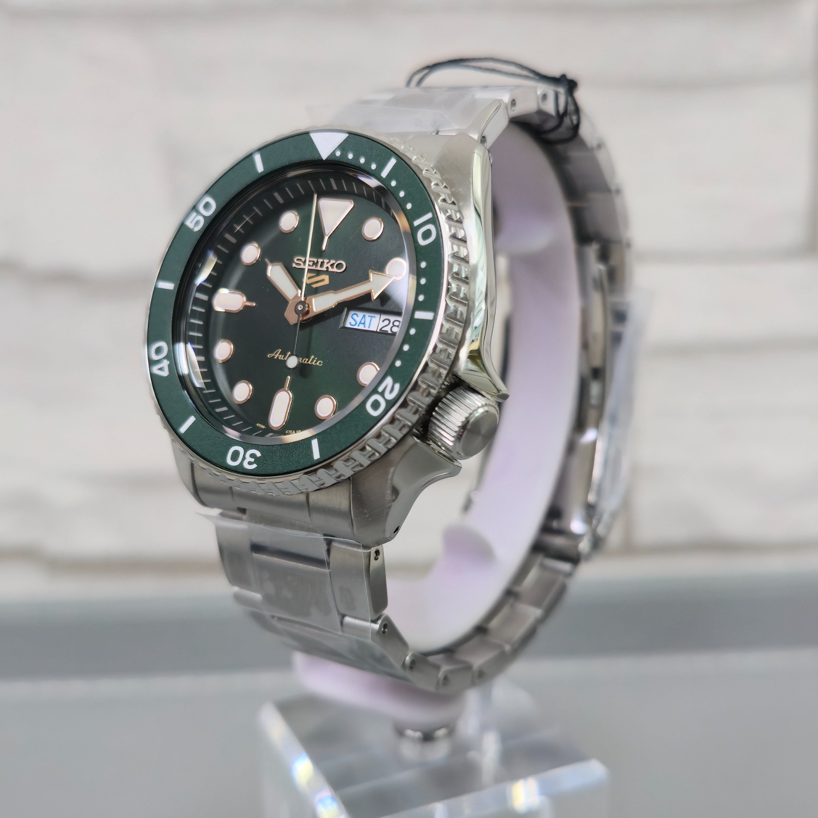 Seiko 5 SRPD63K1 Sports Automatic Green Dial 42.5mm New Full Set Men’s Watch
