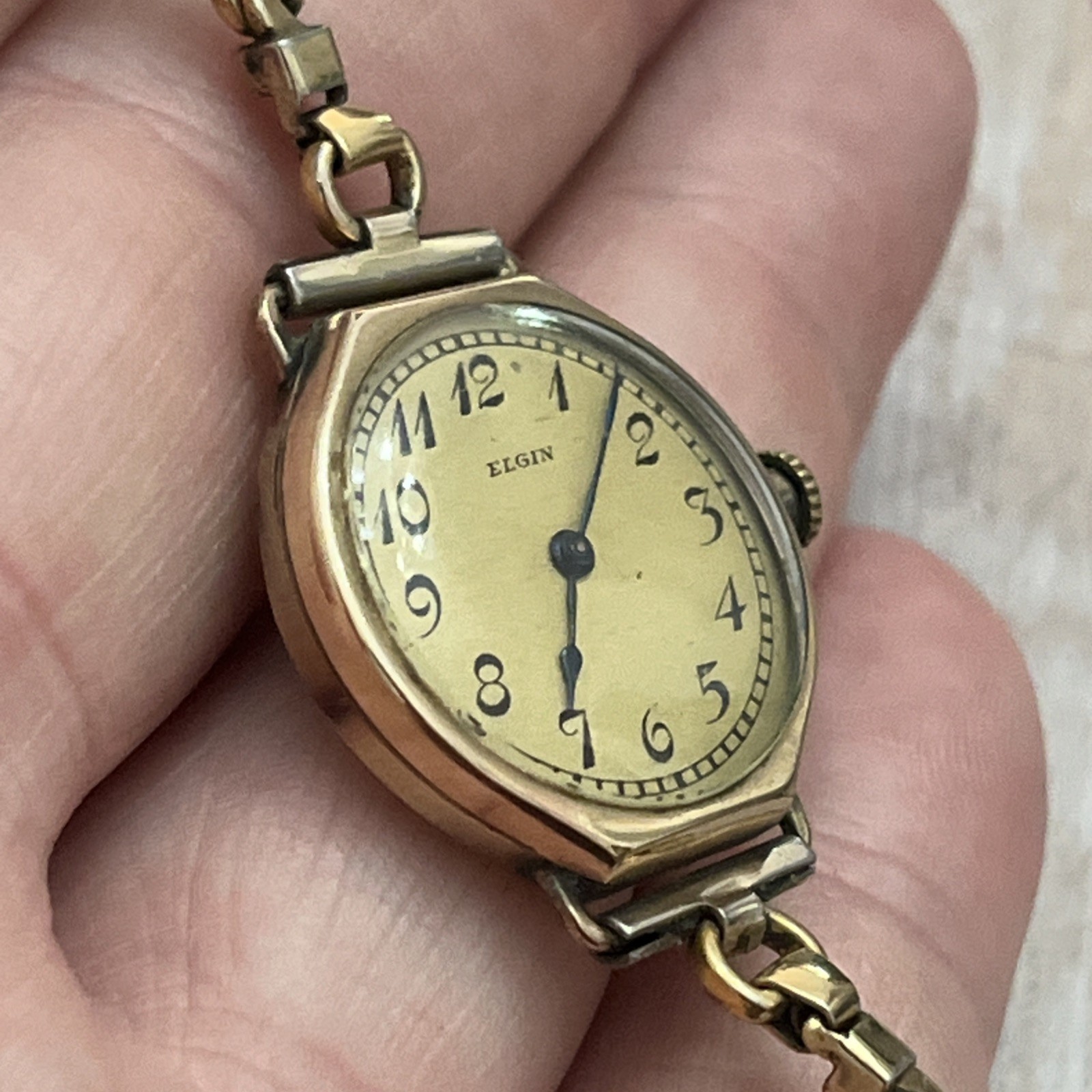 Art Deco 1922 Elgin 10/0s Grade 447 B&B Royal Gold Filled Ladies Wristwatch