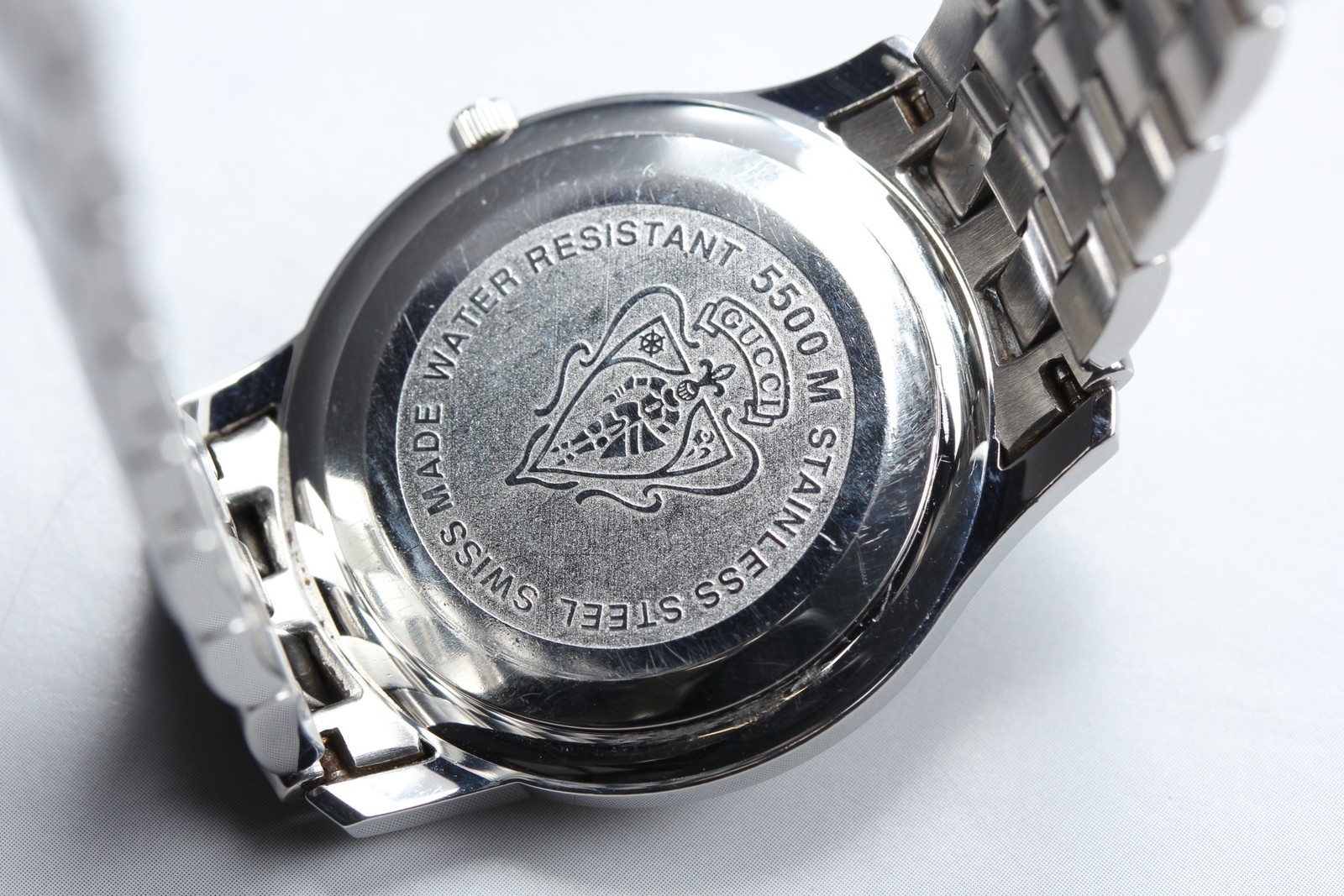 [Near MINT / Full Set Box] GUCCI 5500M Silver Dial 35mm Men’s Quartz Watch JAPAN