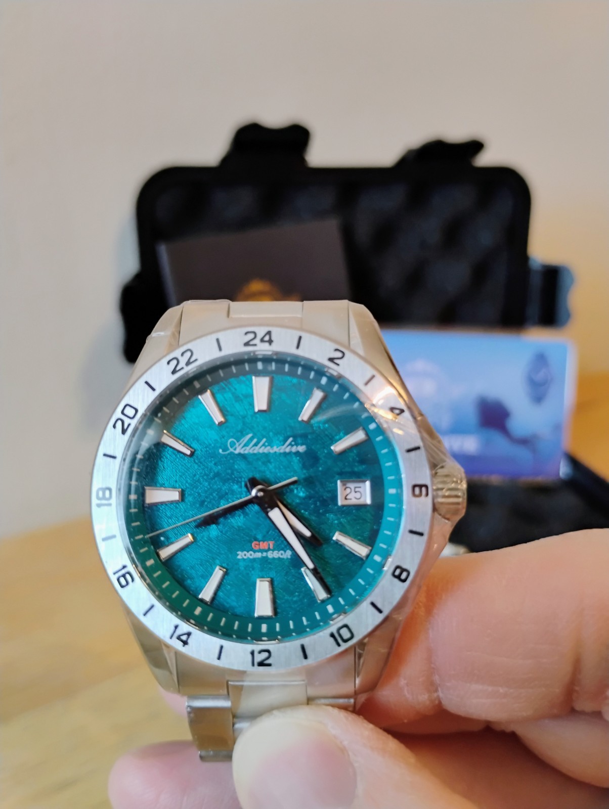 Addiesdive (AD2548) GMT Swiss Quartz Men’s Watch, Blue-Teal Dial, Sapphire, 200m