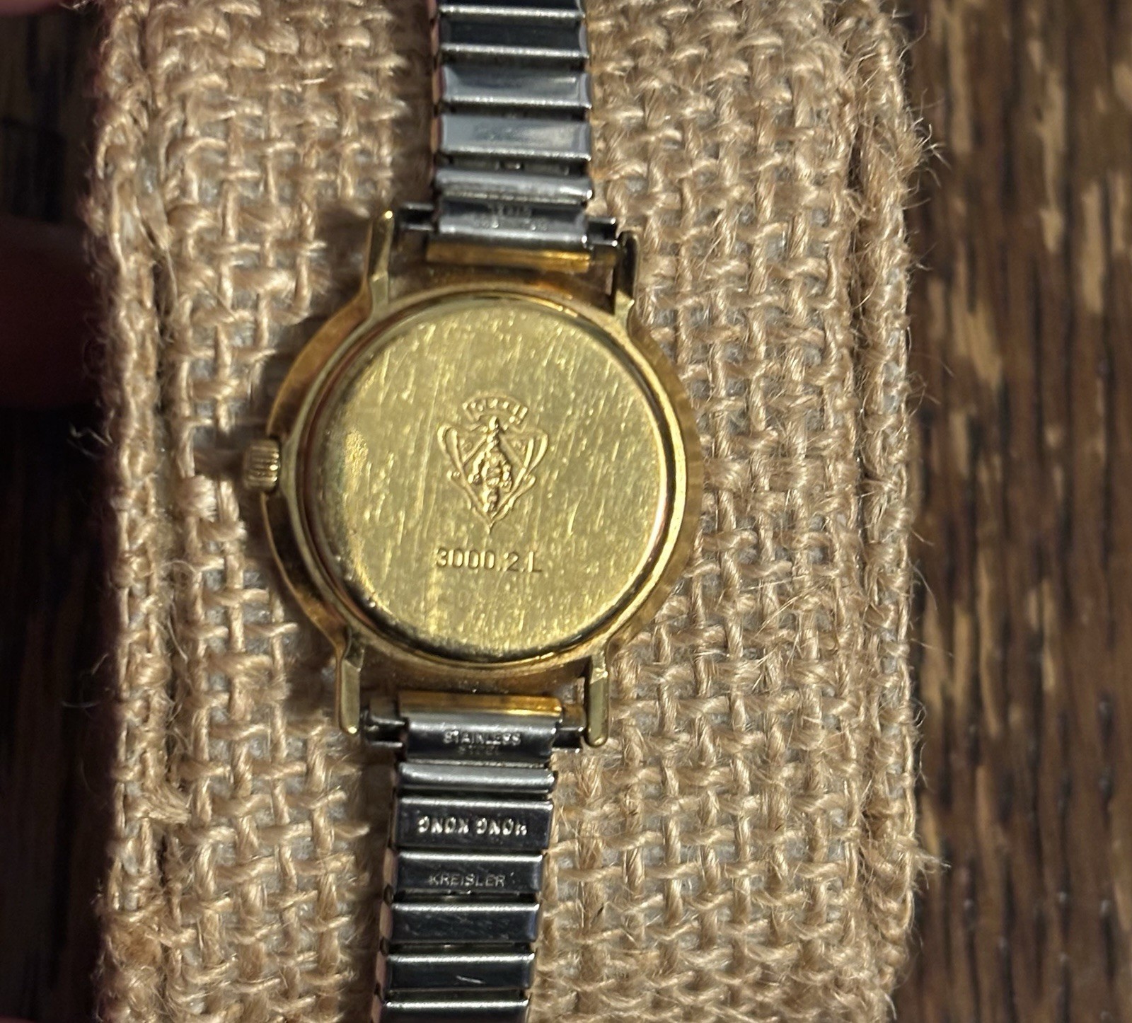 Gucci 3000.2.L Vintage Ladies Watch