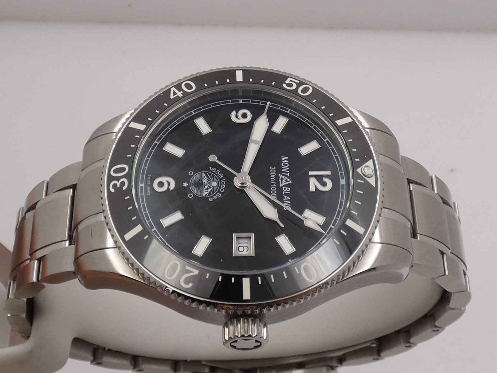 MONTBLANC 1858 ICED SEA DIVING 129371 NEW BOX PAPERS&STICKERS MAR 2026 AUTOMATIC
