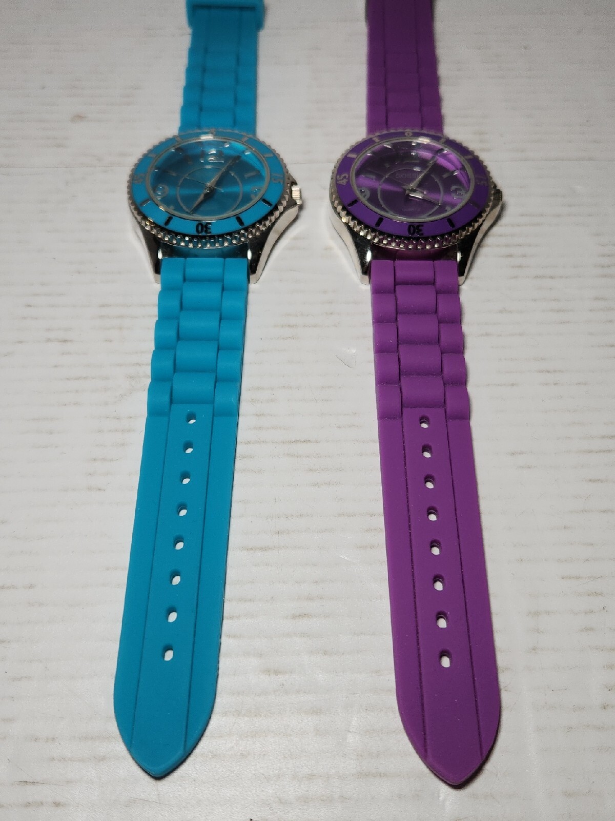 2 Pack Gossip Blue & Purple Dial Round Silicone Band Watches **NEED BATTERIES**