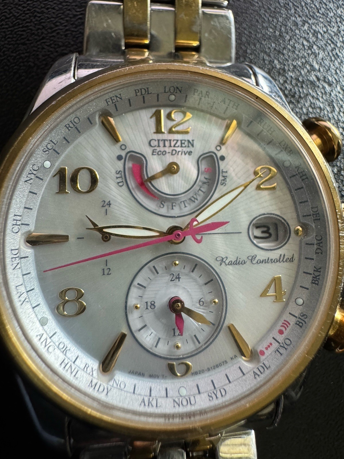 Citizen Eco Drive Radio Controlled Two Toned Dress Watch (needs time setting)