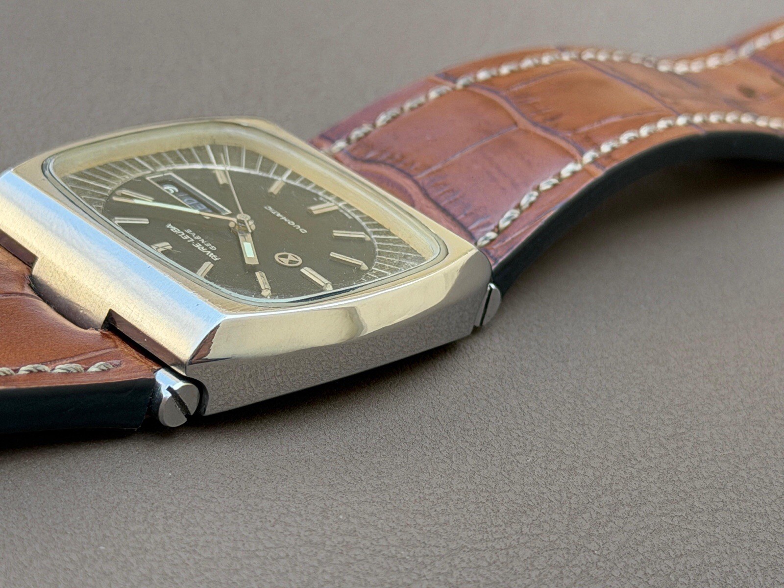 Favre Leuba Duomatic TV Shaped Automatic Swiss Made S-201