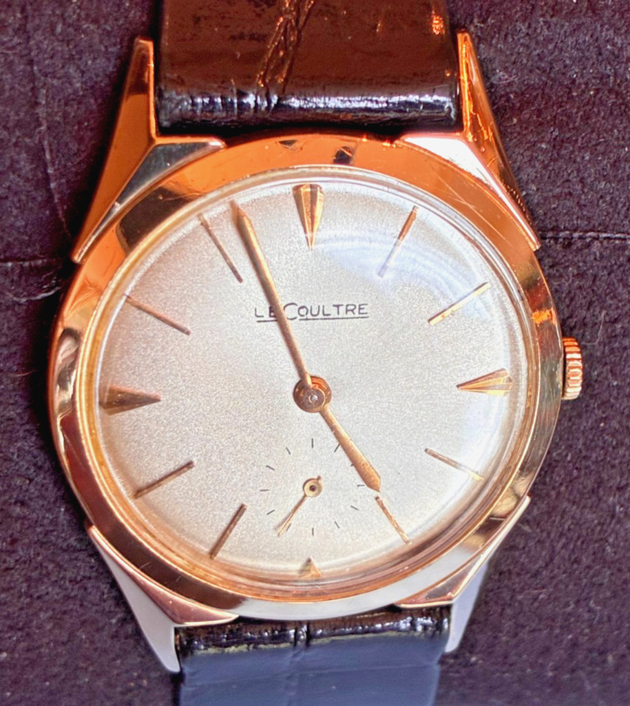Jaeger-LeCoultre Champagne Men’s Watch – 2285