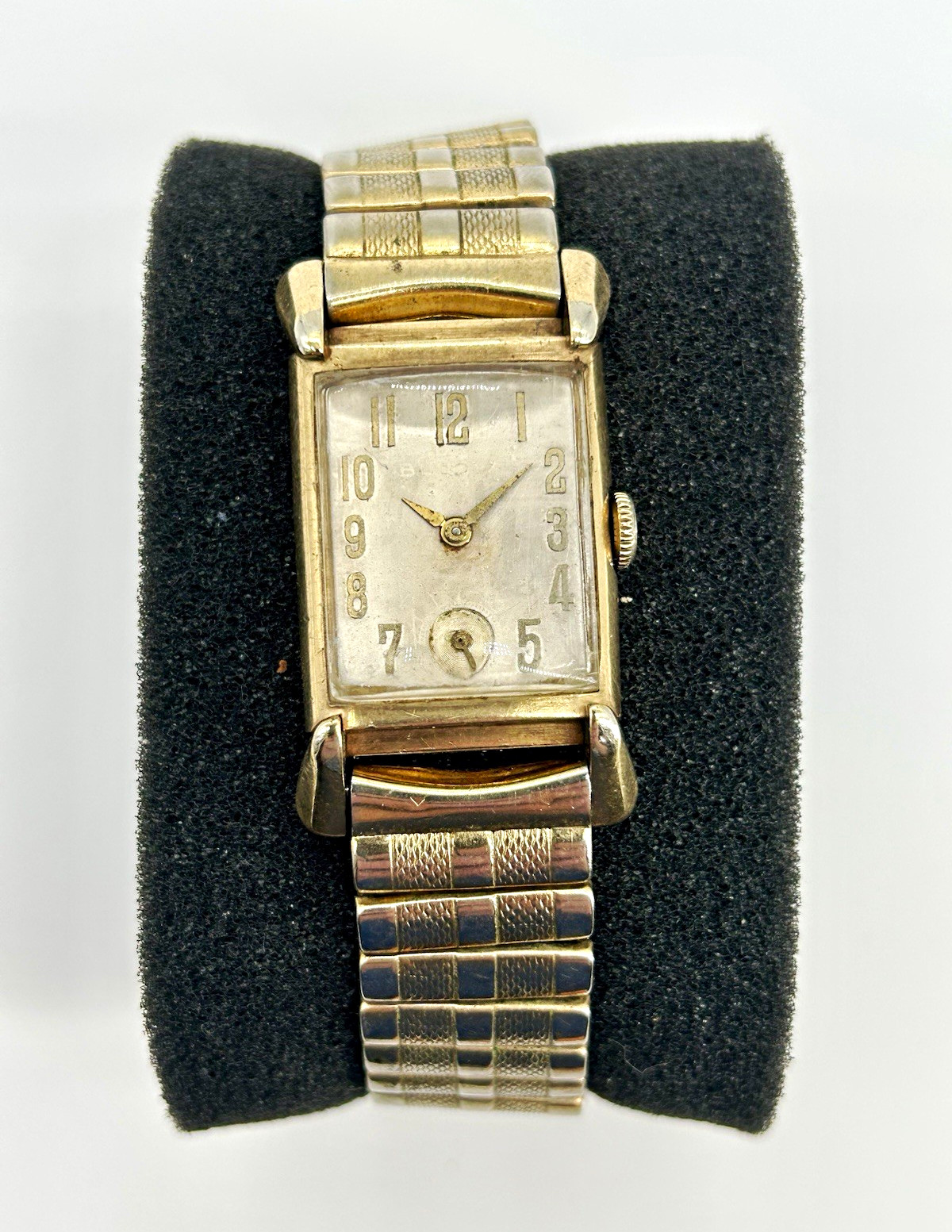 Vintage Bulova 21 Jewel Tank Manual Wind Small Seconds 10K Gold Filled Runs
