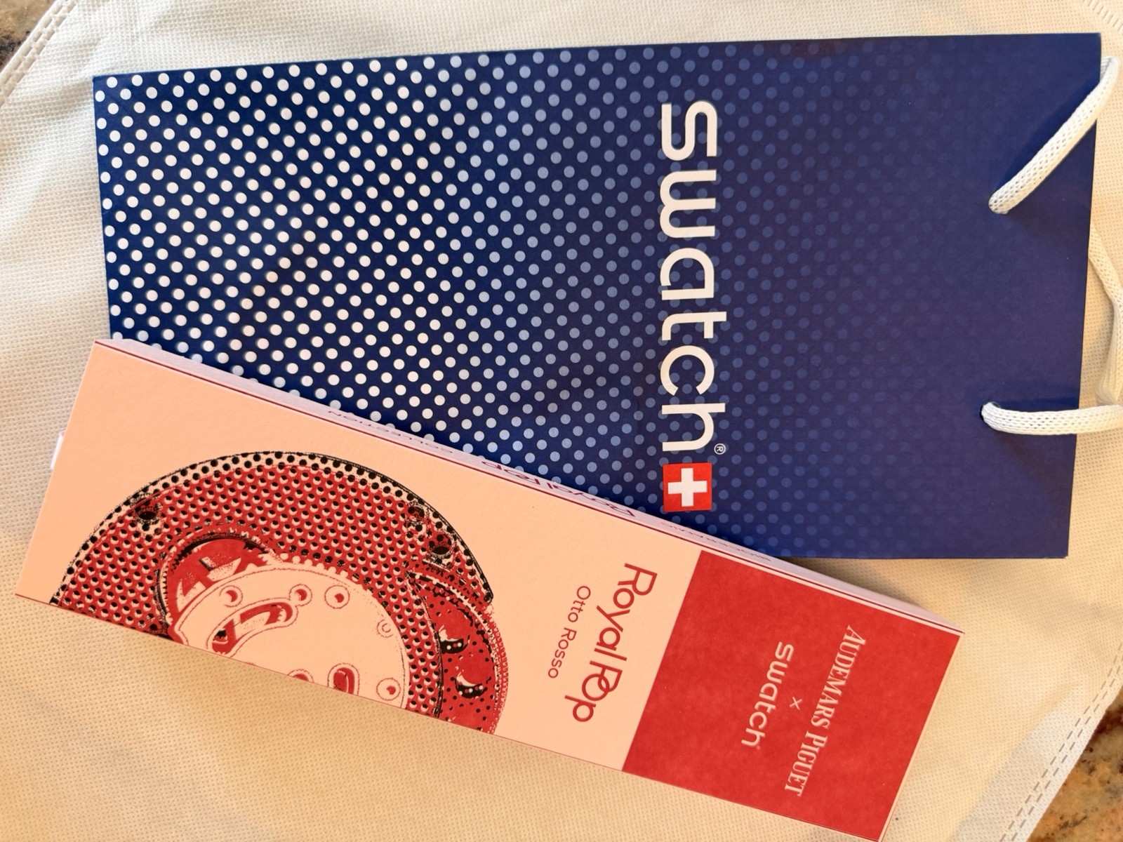 Swatch/AP Audemars Piguet Royal Pop OTTO ROSSO with Box + Paper